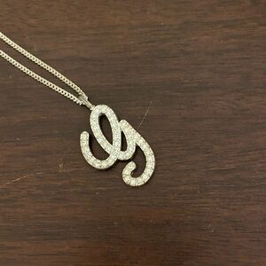 Elegant Silver G Initial Pendant Necklace